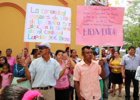 Cardenal Brenes festeja a Virgen La Merced en Mateare