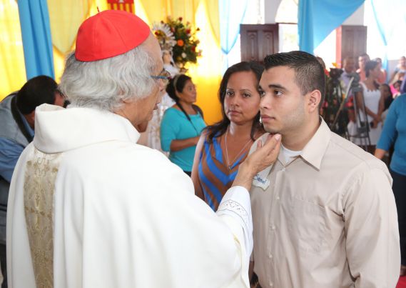 Cardenal Brenes festeja a Virgen La Merced en Mateare
