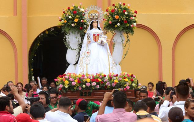 Cardenal Brenes festeja a Virgen La Merced en Mateare