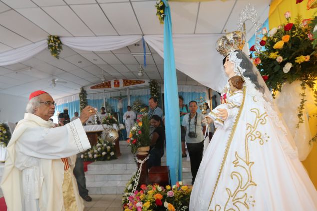Cardenal Brenes festeja a Virgen La Merced en Mateare