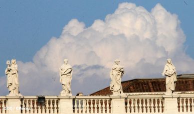 Papa Francisco Preside Vigilia de Oración en Preparación del Sínodo por la Familia
