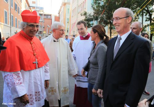 Cardenal Brenes toma posesión de Parroquia San Joaquín, en Roma