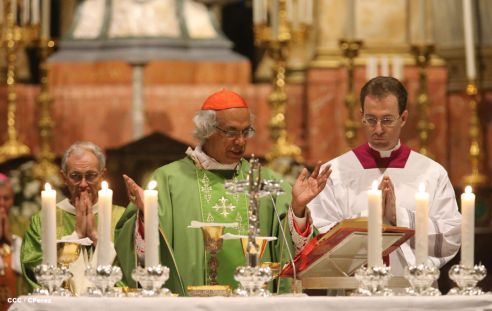 Cardenal Brenes toma posesión de Parroquia San Joaquín, en Roma