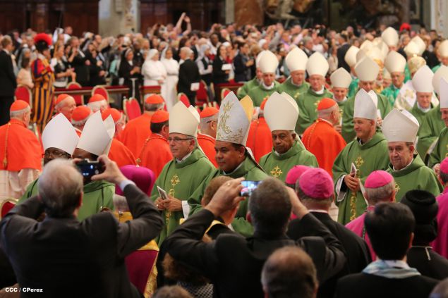 Cardenal Brenes toma posesión de Parroquia San Joaquín, en Roma
