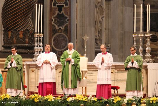 Cardenal Brenes toma posesión de Parroquia San Joaquín, en Roma