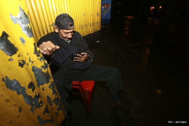 Evacúan zonas costeras de Carazo ante alerta de tsunami