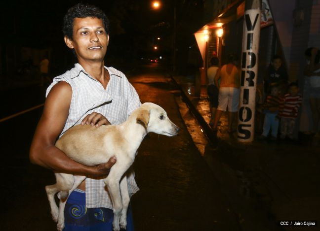 Evacúan zonas costeras de Carazo ante alerta de tsunami