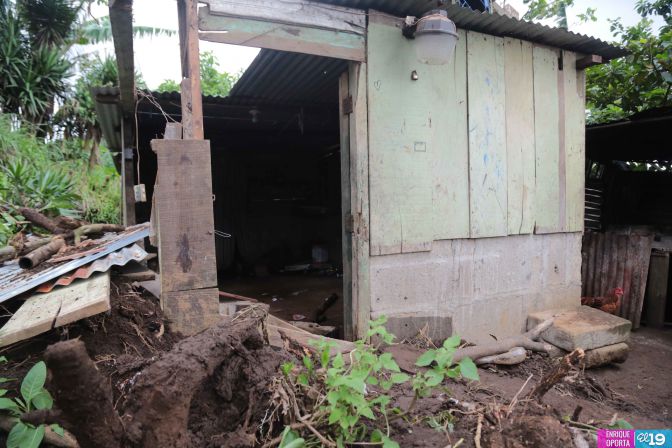 Brindan acompañamiento a familias afectadas por terremoto en Ticuantepe y El Crucero