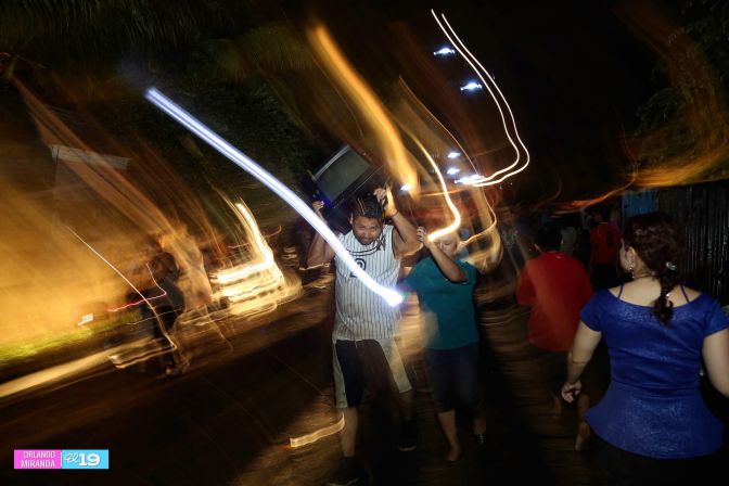 Colapsa muro en Barrio 18 de Mayo y soterra a familias