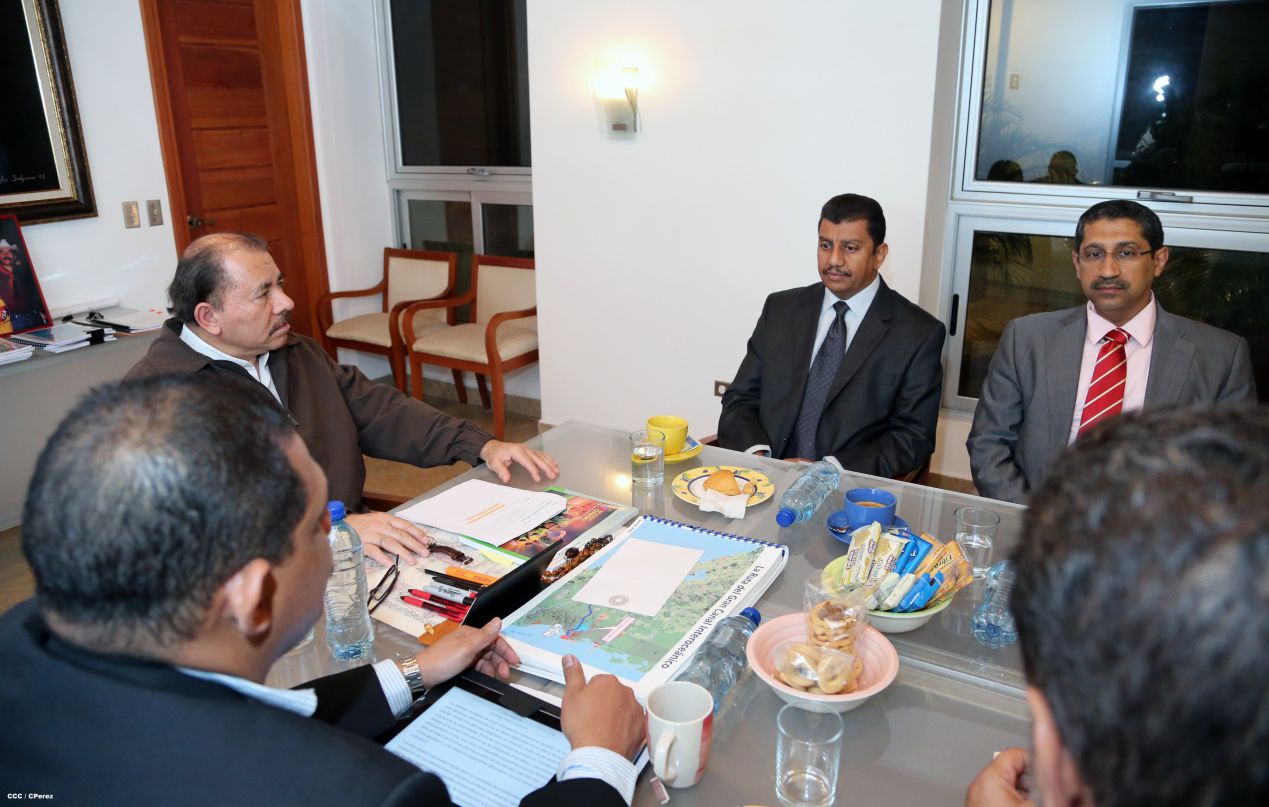 Presidente Daniel se reúne con representantes del FKDEA