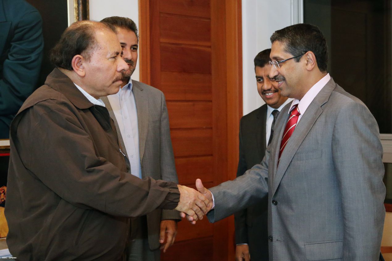 Presidente Daniel se reúne con representantes del FKDEA