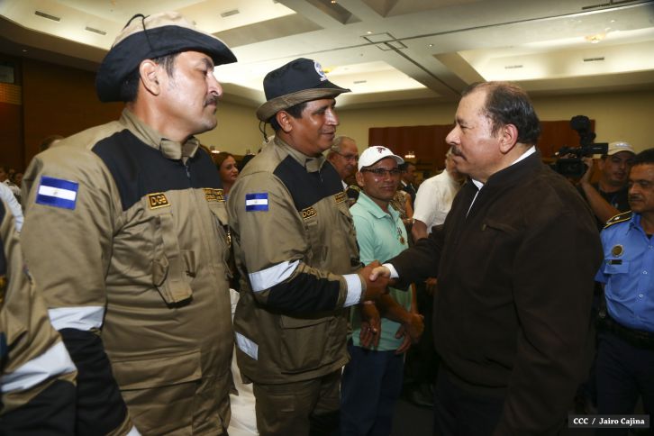 Presidente Daniel y Compañera Rosario encabezan acto 35 Aniversario MIGOB