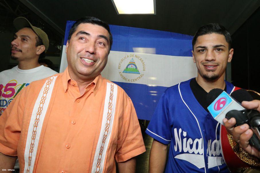 Llega a Nicaragua Randy Caballero