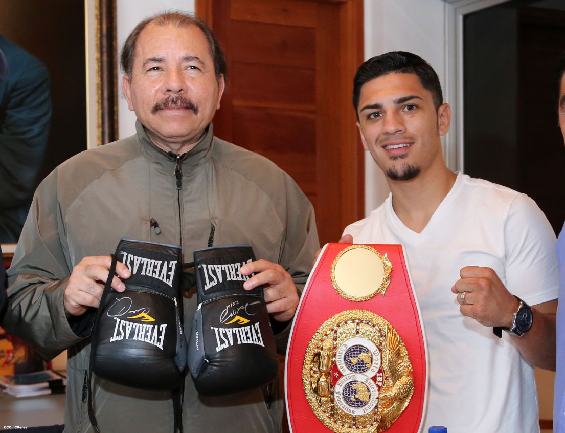 Presidente Daniel se reúne con el Campeón Mundial Randy Caballero