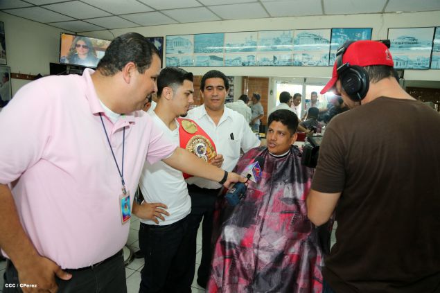 Recorrido del Campeón Randy Caballero por Managua y encuentro con Campeones