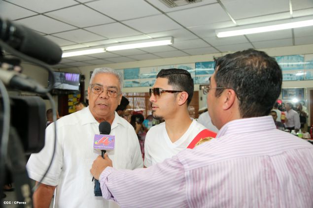 Recorrido del Campeón Randy Caballero por Managua y encuentro con Campeones