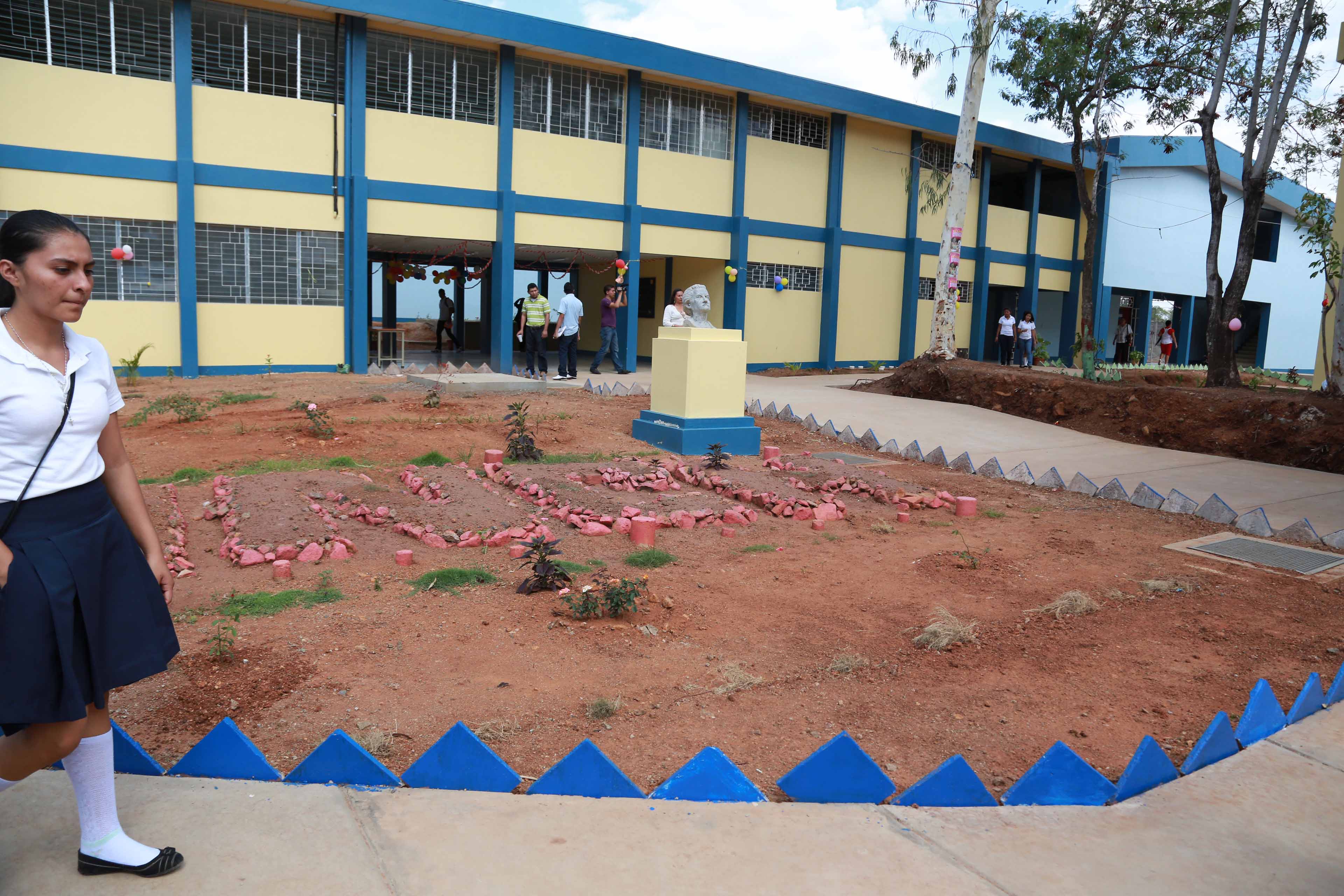 Rehabilitan centros educativos en Chontales