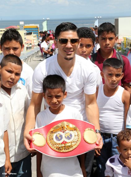 Recorrido del Campeón Randy Caballero por Managua y encuentro con Campeones