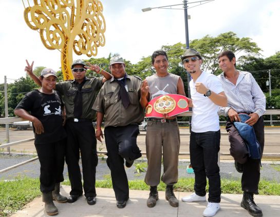 Recorrido del Campeón Randy Caballero por Managua y encuentro con Campeones