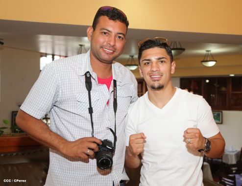 Recorrido del Campeón Randy Caballero por Managua y encuentro con Campeones