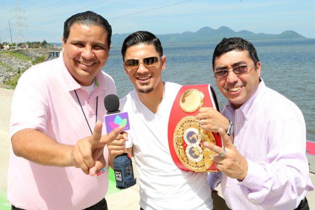 Recorrido del Campeón Randy Caballero por Managua y encuentro con Campeones