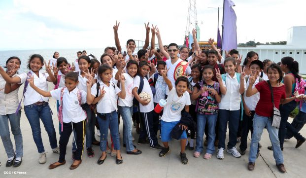 Recorrido del Campeón Randy Caballero por Managua y encuentro con Campeones