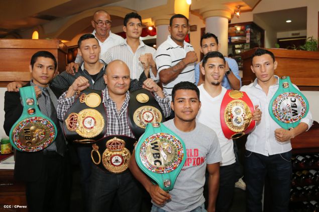Recorrido del Campeón Randy Caballero por Managua y encuentro con Campeones