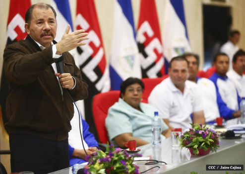 Daniel abandera delegación que participará en Juegos Centroamericanos y del Caribe