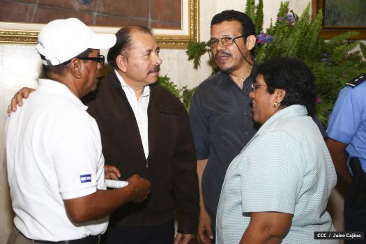 Daniel abandera delegación que participará en Juegos Centroamericanos y del Caribe