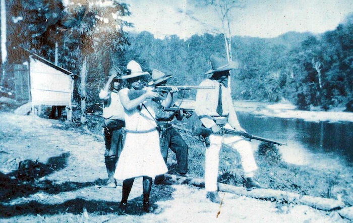 Familias rinden honores a General Sandino en Niquinohomo (18 Mayo 2013)