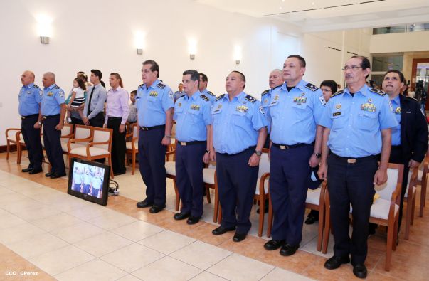 Presidente Daniel asciende en grados a nuevos Comisionados Generales de la Policía Nacional