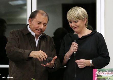 Presidente Daniel se reúne con delegación gubernamental y de empresarios de Islandia