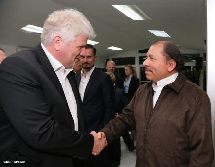 Presidente Daniel se reúne con delegación gubernamental y de empresarios de Islandia