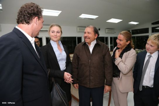 Presidente Daniel se reúne con delegación gubernamental y de empresarios de Islandia