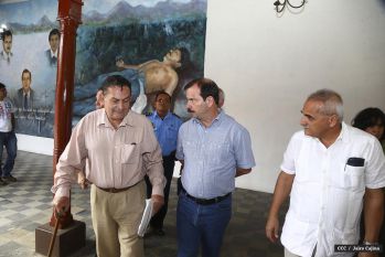 Héroe cubano visita León