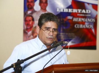 Héroe cubano visita León