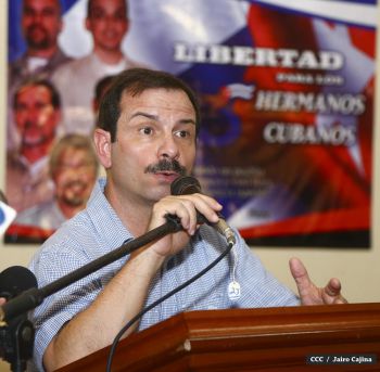 Héroe cubano visita León