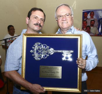 Héroe cubano visita León