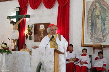 Cardenal Brenes celebra a Cristo Rey