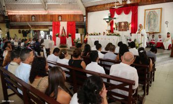 Cardenal Brenes celebra a Cristo Rey