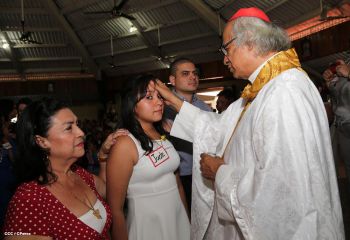 Cardenal Brenes celebra a Cristo Rey