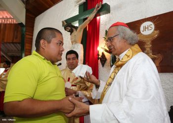 Cardenal Brenes celebra a Cristo Rey