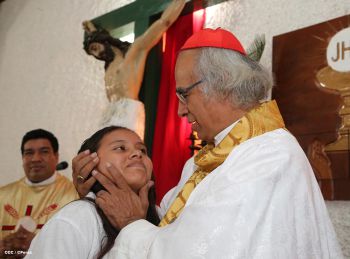 Cardenal Brenes celebra a Cristo Rey