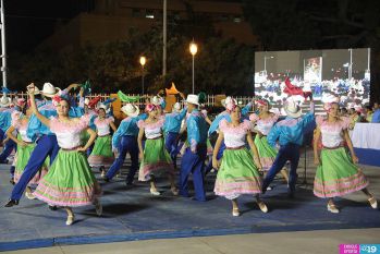 Compañero cubano realiza recorrido por diferentes lugares de la capital