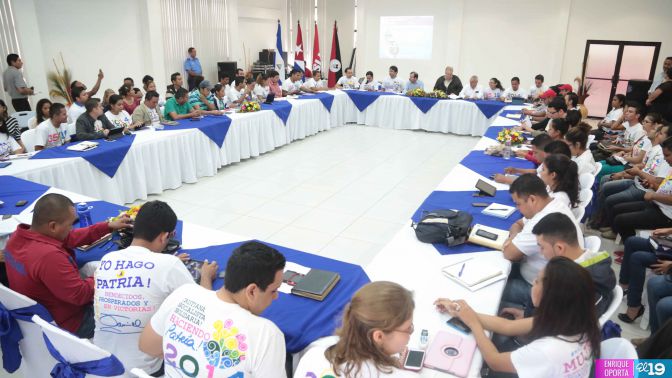 Héroe Cubano continúa su gira en Managua