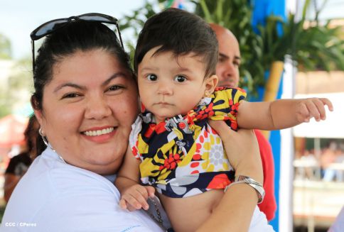 Turistas nacionales y extranjeros disfrutaron del Carnaval Acuático en Río San Juan