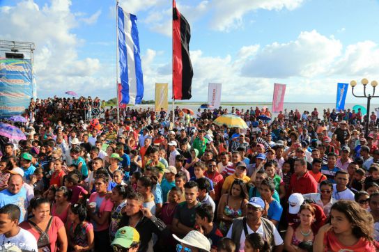 Turistas nacionales y extranjeros disfrutaron del Carnaval Acuático en Río San Juan