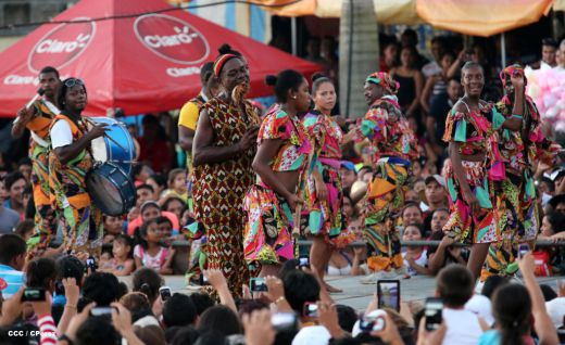 Turistas nacionales y extranjeros disfrutaron del Carnaval Acuático en Río San Juan