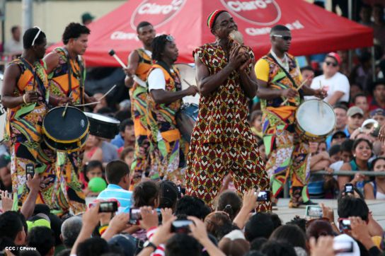 Turistas nacionales y extranjeros disfrutaron del Carnaval Acuático en Río San Juan