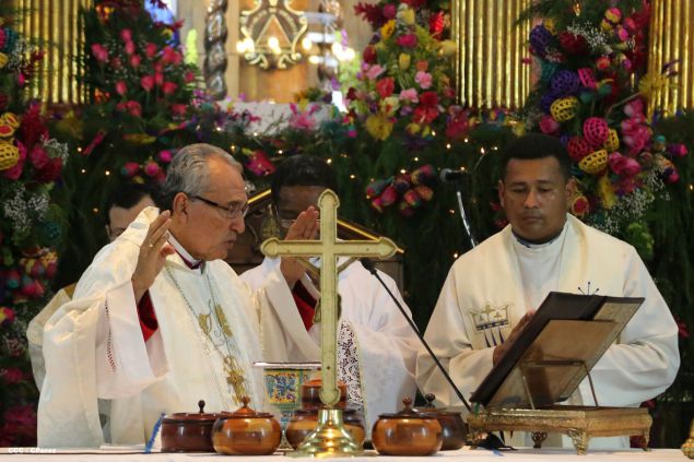 Nicaragüenses desbordados en fe y fervor en tradicional Lavada de la Plata